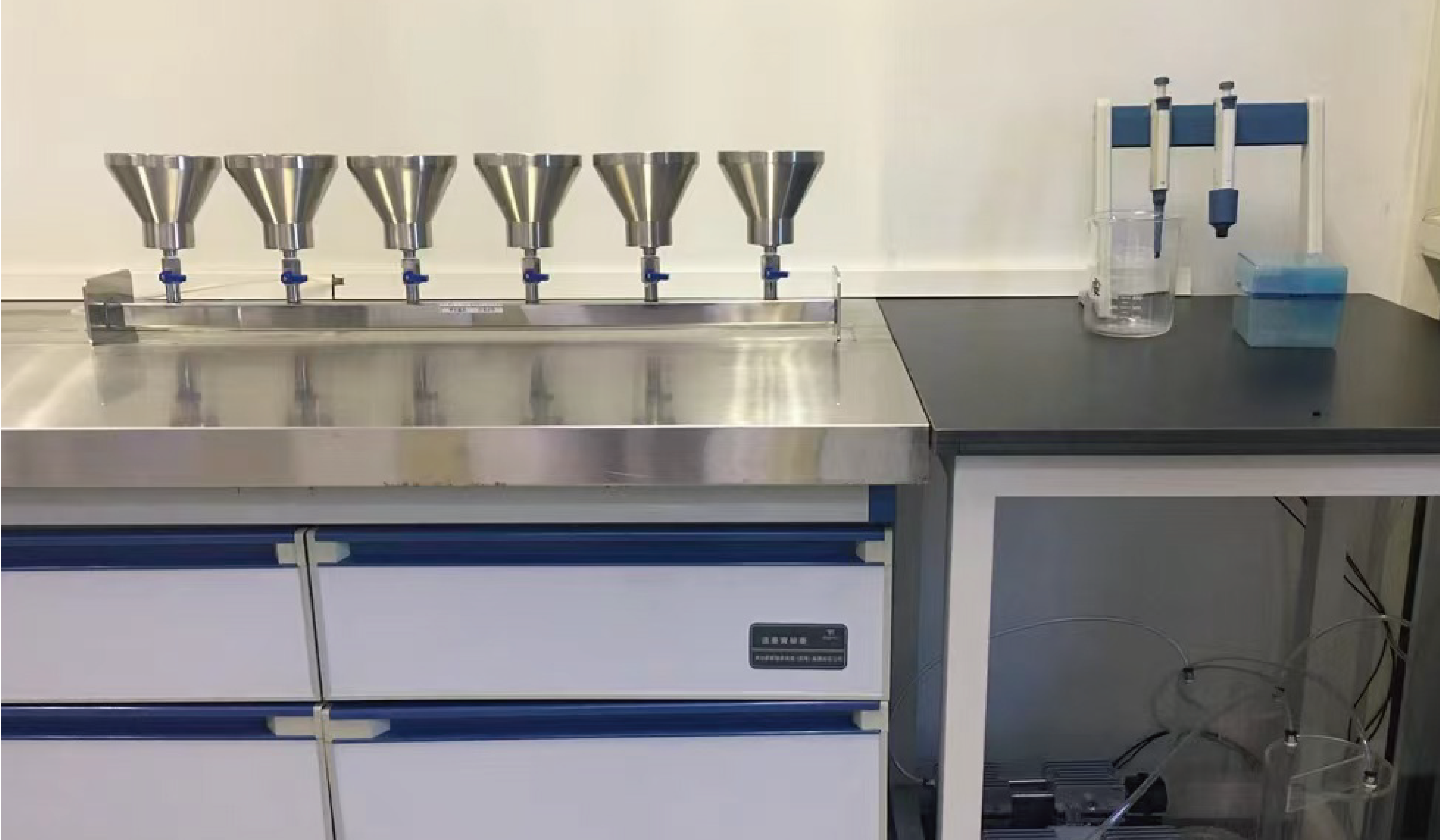 不锈钢溶液过滤器实验室案例